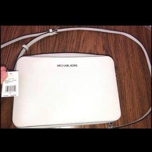 Michael kors cross body